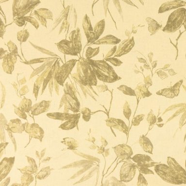Cairo Fondo textil beige con un patrón de hojas y ramas en tonos verdes suaves.